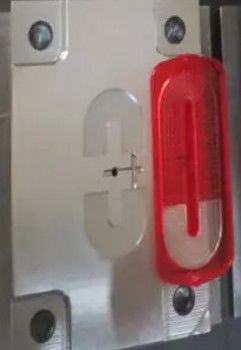 Muffa di plastica automobilistica della luce dei freni dello stampaggio ad iniezione ABS/di PMMA