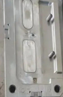 Muffa di plastica automobilistica della luce dei freni dello stampaggio ad iniezione ABS/di PMMA
